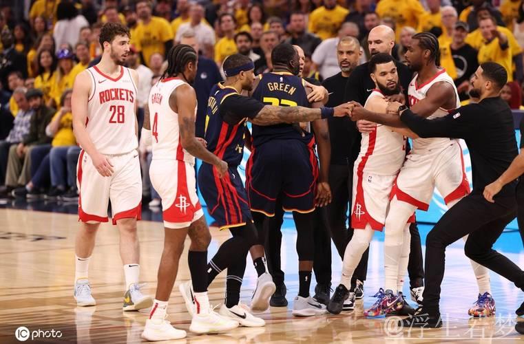 5月5日季后赛：火箭对阵勇士