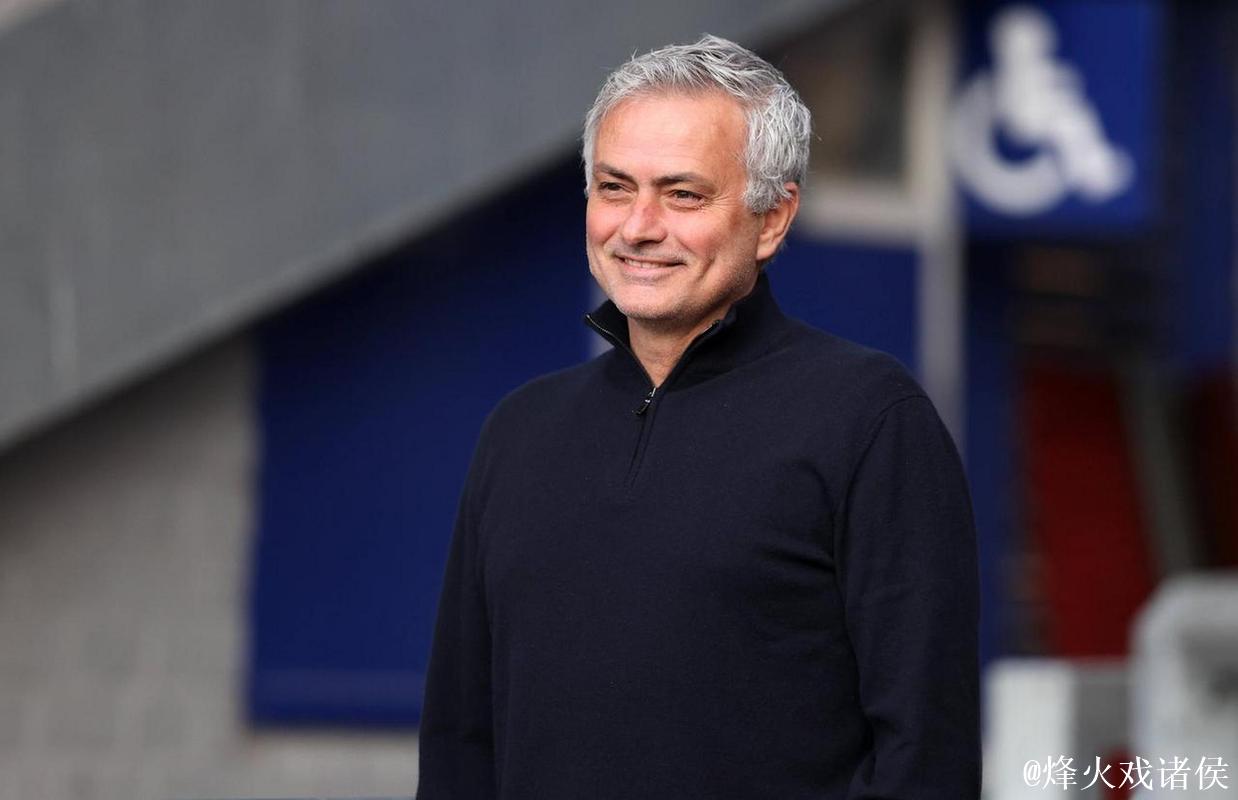 葡足协或将邀请穆里尼奥执教 他仍可兼任罗马主帅 葡足协或将邀请穆里尼奥执教 他仍可兼任罗马主帅